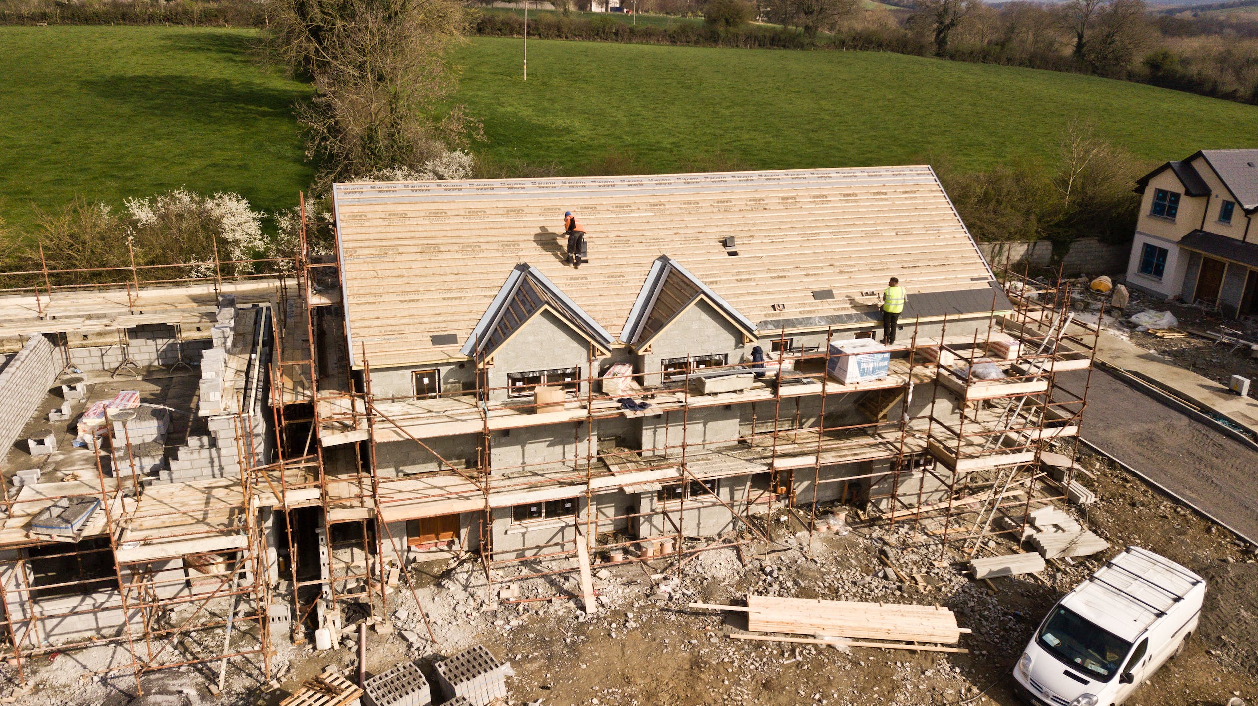 Identifying and Fixing Roof Leaks: A Step-by-Step Guide