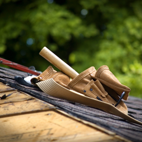 Selecting the right number of roofing nails per square