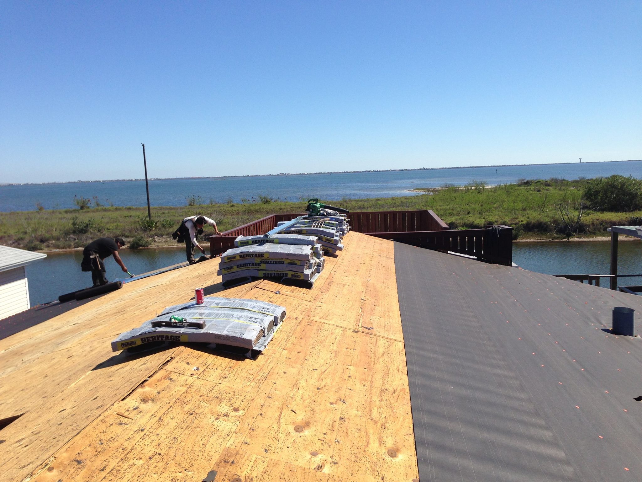 How To Hire A Roofing Contractor?